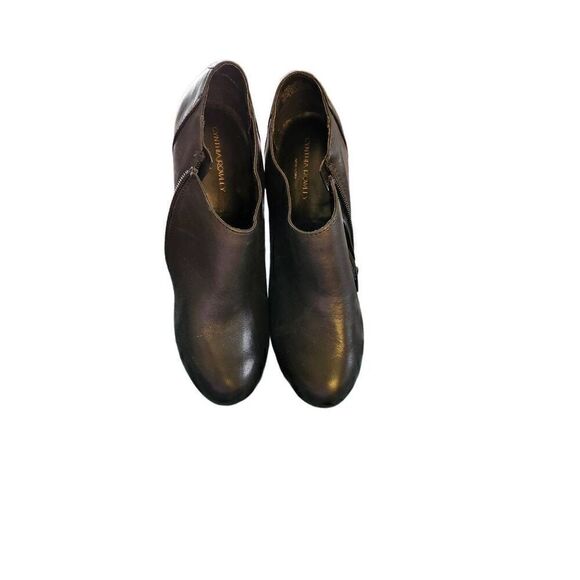 Cynthia Rowley Lovebird Womens US 10M Black Leather Ankle Booties Heeled Shoes. - Picture 4 of 6